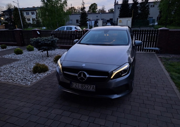 Mercedes-Benz Klasa A cena 63900 przebieg: 110500, rok produkcji 2017 z Babimost małe 92